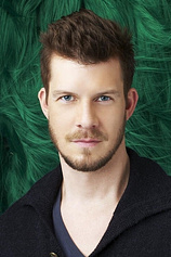 picture of actor Eric Mabius