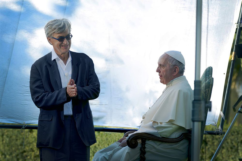 Wim Wenders y Pope Francis en El Papa Francisco. Un Hombre de palabra