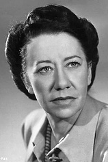 photo of person Flora Robson