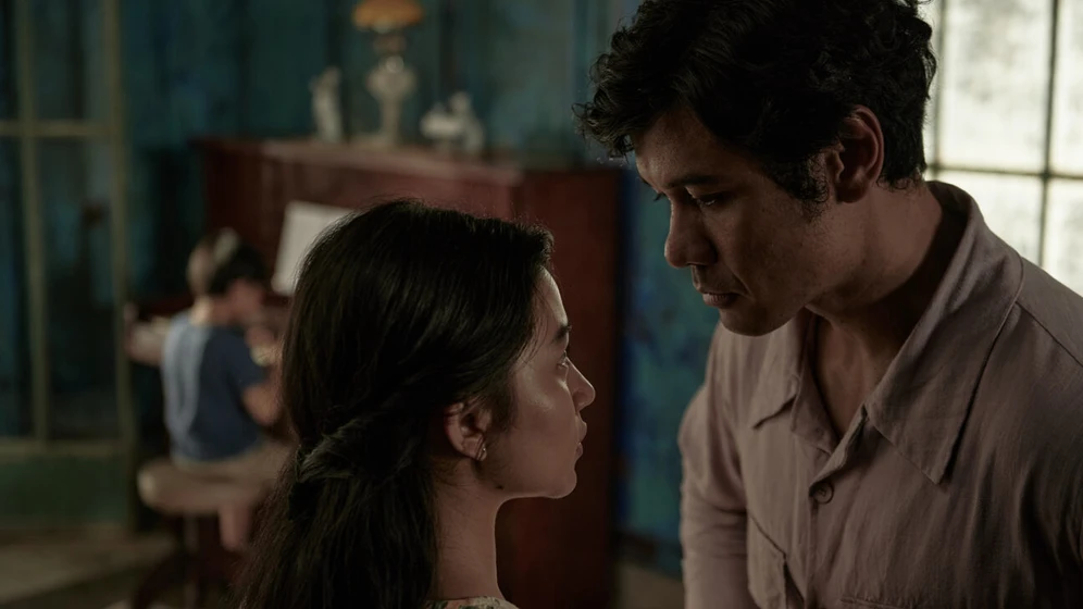 Chicco Jerikho y Ariel Tatum en this-city-is-a-battlefield