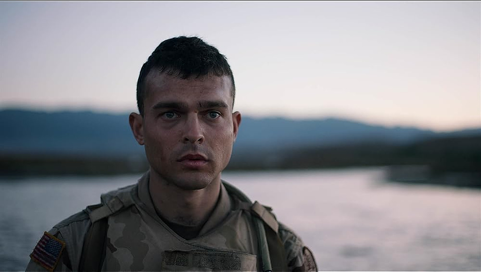 Alden Ehrenreich en the-yellow-birds
