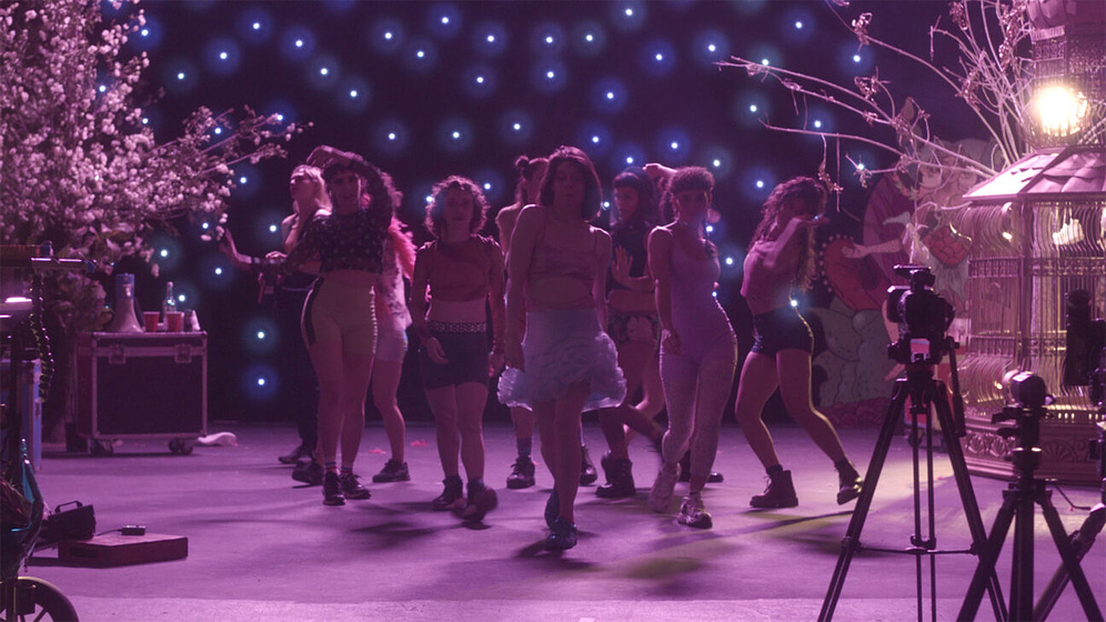 Imagen de ¡Caigan las Rosas Blancas!