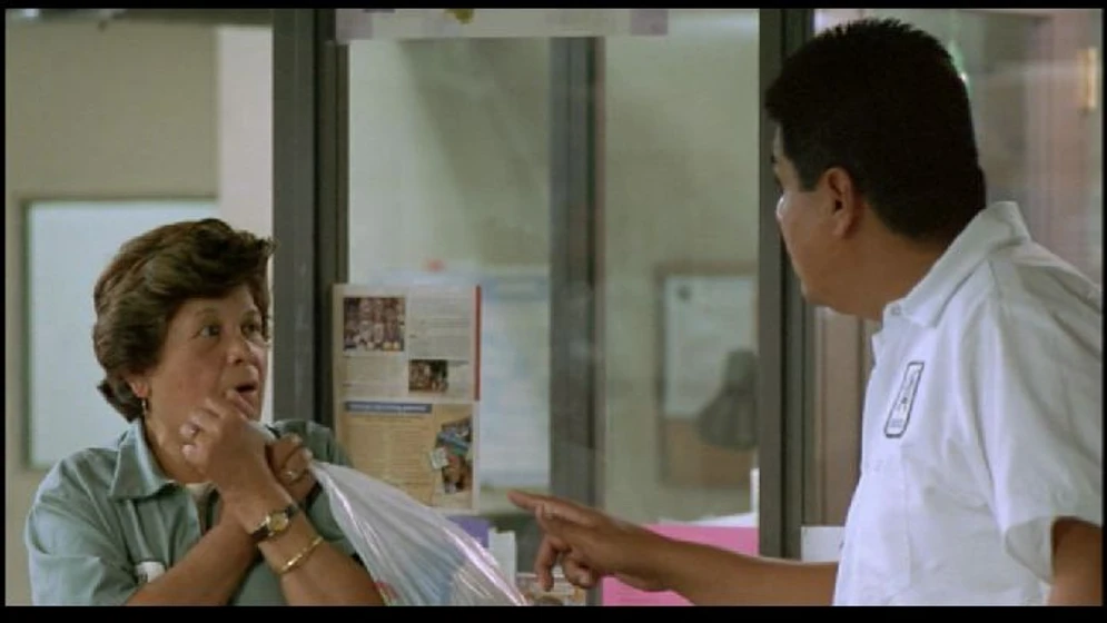 George Lopez en pan-y-rosas