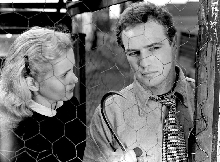 Marlon Brando y Eva Marie Saint en La Ley del Silencio