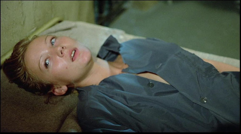 Martine Stedil en el-reformatorio-de-las-perdidas