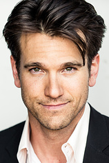 picture of actor Adam Mayfield