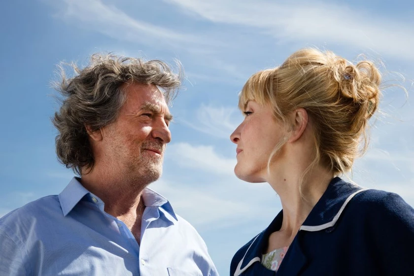 François Cluzet y Julie Gayet en mi-amigo-pony