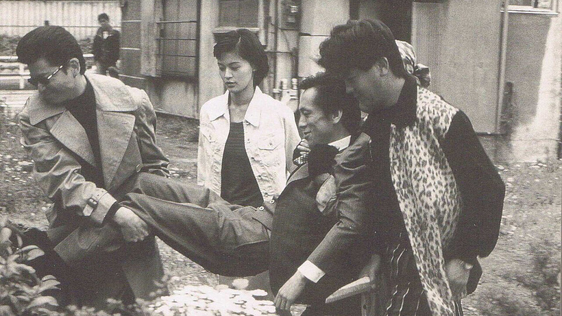 Imagen de Suit Yourself or Shoot Yourself: The Hero