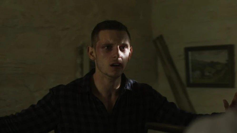 Jamie Bell en Retreat