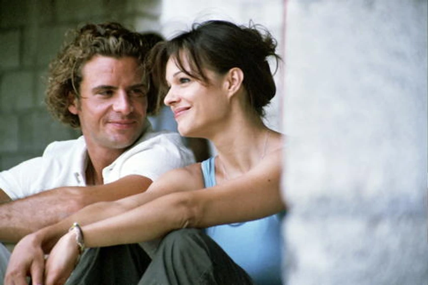 Stephan Luca y Suzan Anbeh en paraiso-robado-2005