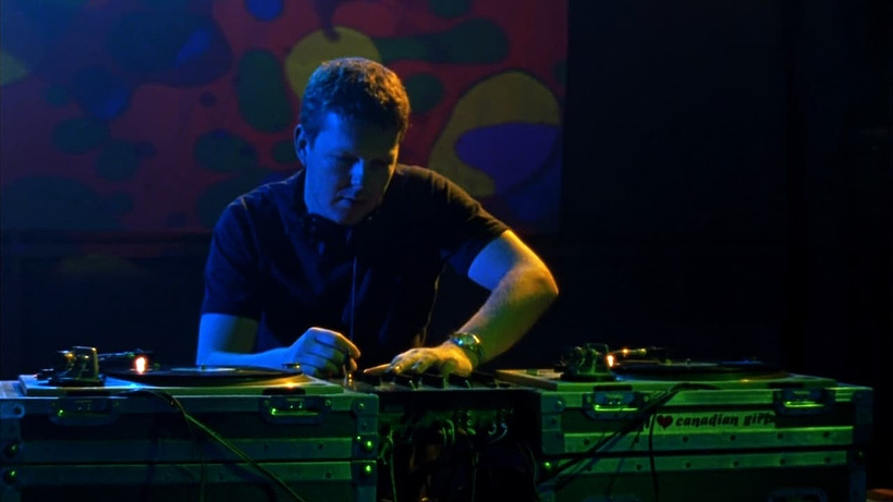 Imagen de Groove. Con la Música a Tope