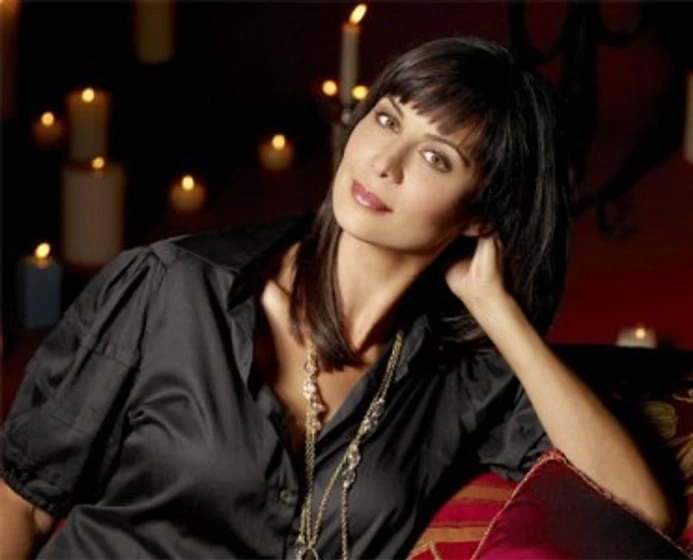 Catherine Bell en el-misterio-de-la-dama-gris