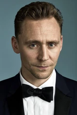 photo of person Tom Hiddleston
