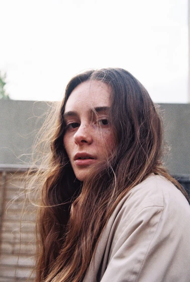 Saura Lightfoot Leon en los-excesos