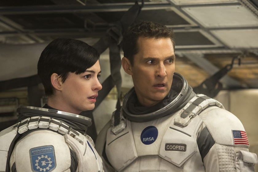 Matthew McConaughey y Anne Hathaway en Interstellar
