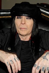 photo of person Mick Mars