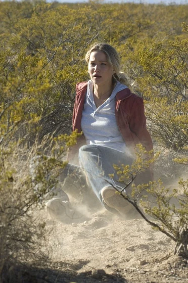 Jennifer Lawrence en lejos-de-la-tierra-quemada