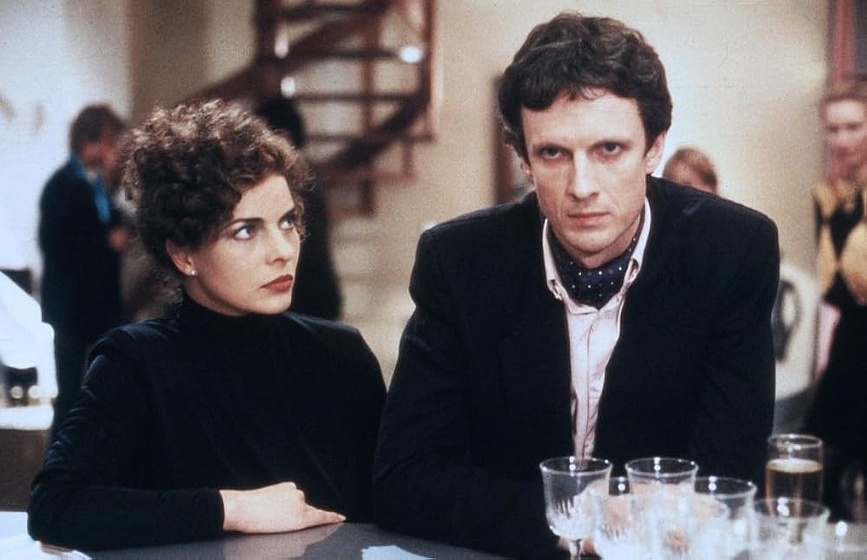 Mathieu Carrière y Gudrun Landgrebe en la-mujer-flambeada