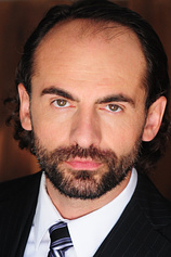 picture of actor Dan Istrate