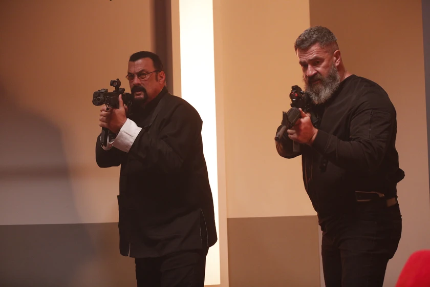 Steven Seagal en contricion