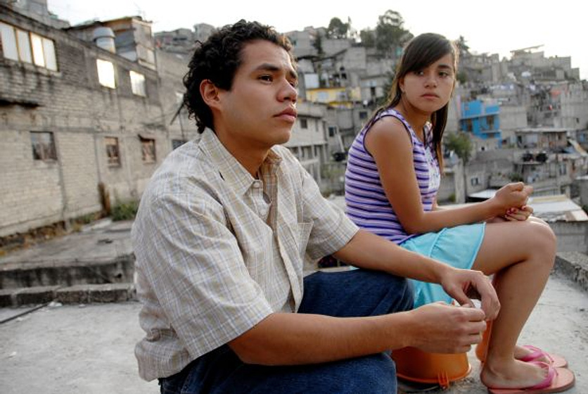 Paulina Gaitan en Sin Nombre