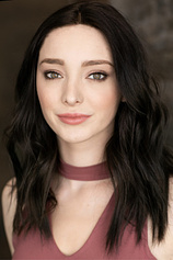 picture of actor Emma Dumont