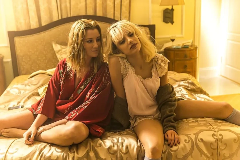 Sarah Scott y Mandy Henderson en soaked-in-bleach