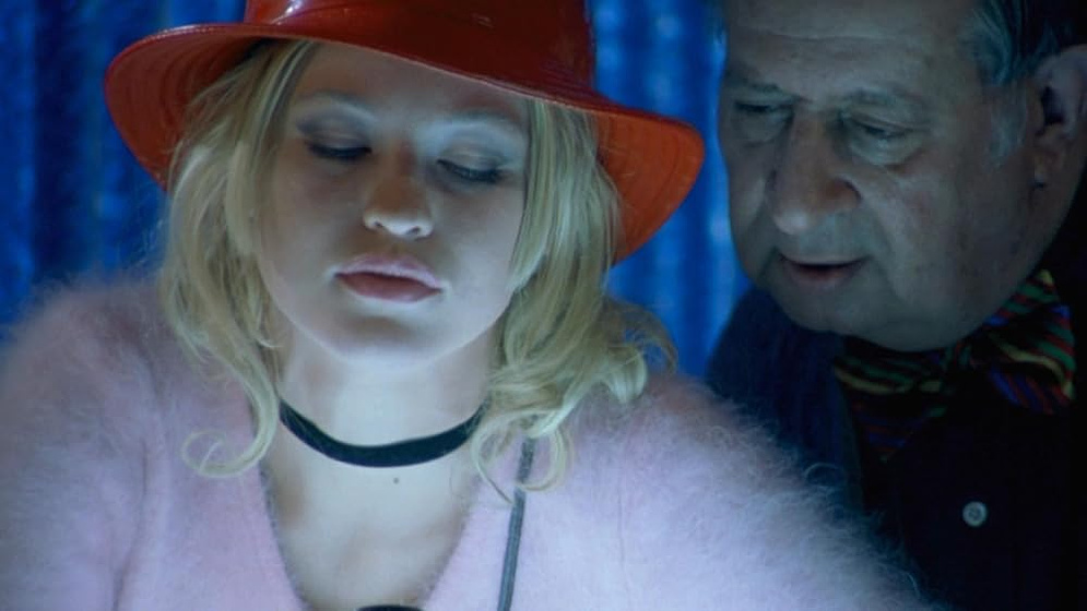 Tinto Brass y Yuliya Mayarchuk en Trasgredire