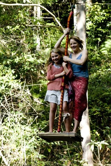 Jodie Foster y Abigail Breslin en La Isla de Nim