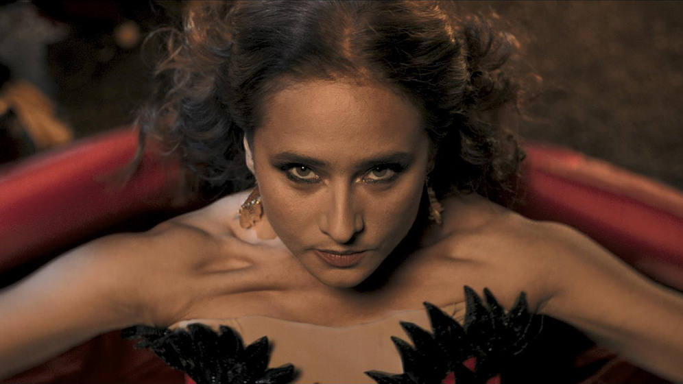 Nelly Karim en the-blue-elephant-2