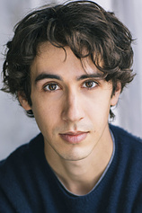 picture of actor Riley Davis