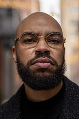 photo of person Lawrence Lamont