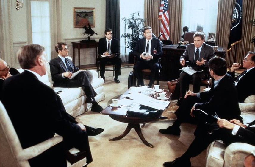 Harrison Ford [I], Henry Czerny y Donald Moffat en Peligro Inminente