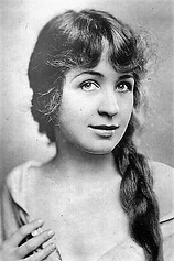picture of actor Helen MacKellar