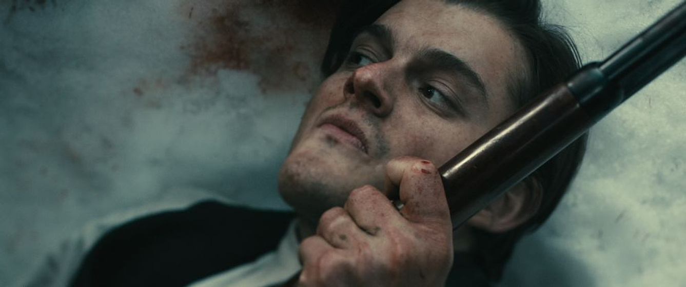 Sam Riley en El Valle oscuro