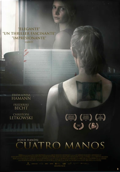 Imagen de cuatro-manos (Cartel español)