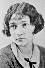 picture of actor Joan Standing
