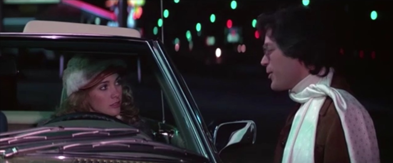 Raul Julia en locos-al-volante