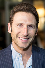 photo of person Mark Feuerstein