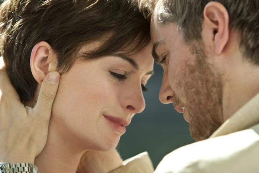 Anne Hathaway y Jim Sturgess en one-day-siempre-el-mismo-dia