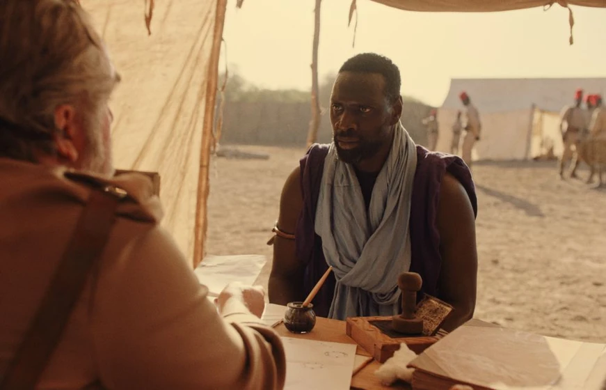 Omar Sy en padre-y-soldado