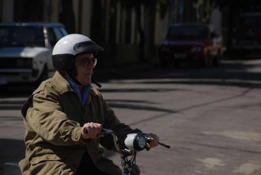 Antonio Gasalla en Dos hermanos