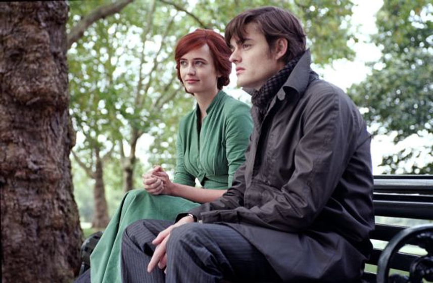 Eva Green y Sam Riley en Franklyn