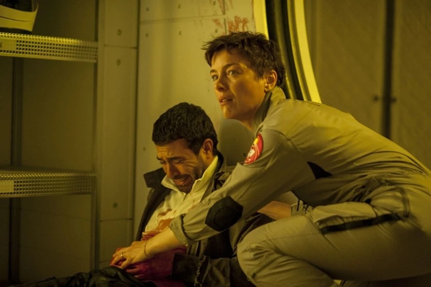 Olivia Williams y Tom Cullen en los-ultimos-dias-en-marte