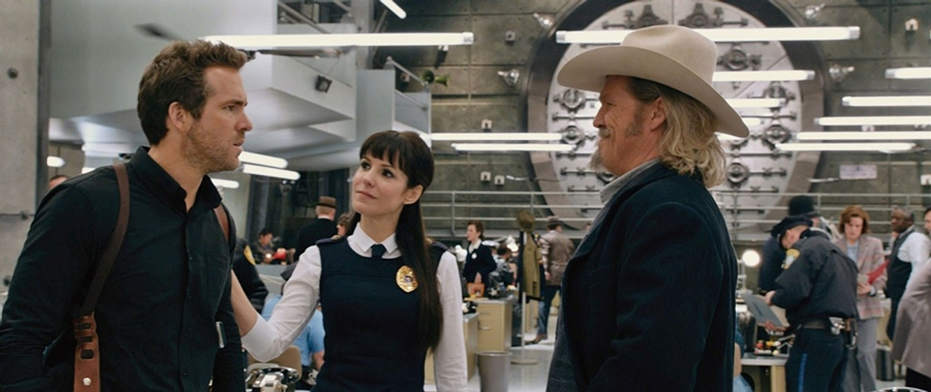 Jeff Bridges, Ryan Reynolds y Mary-Louise Parker en R.I.P.D. Departamento de Policía Mortal