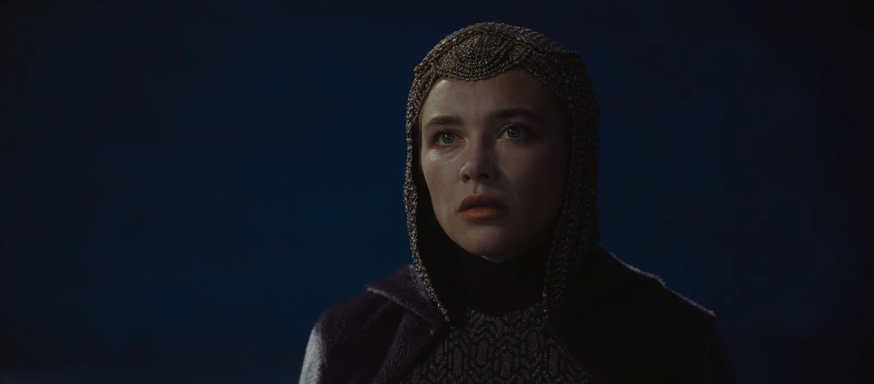 Florence Pugh en dune-parte-tres