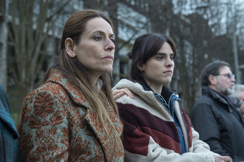 Itziar Ituño y Jone Laspiur en La Isla de los Faisanes