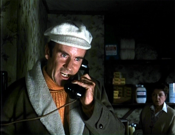 Ian Bannen y Shelagh Fraser en holocausto-radiactivo