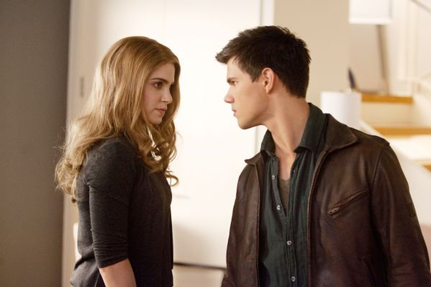 Nikki Reed y Taylor Lautner en La Saga Crepúsculo: Amanecer - Parte 1