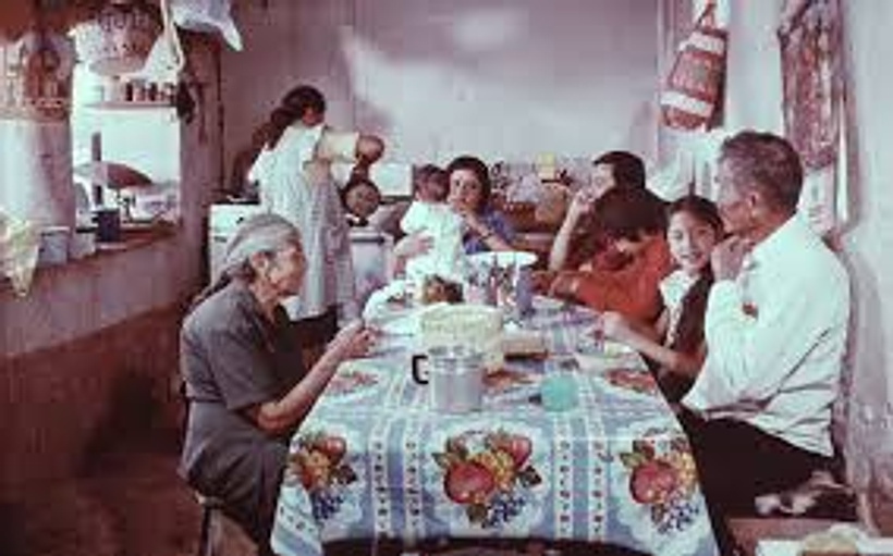 Imagen de 3 mujeres 3